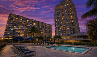 2750 NE 183rd St 304, Aventura, FL 33160