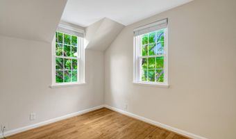 3364 S WAKEFIELD St #A, Arlington, VA 22206