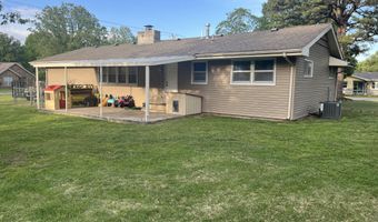 1307 Porter Ave, Aurora, MO 65605
