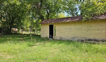 622 W 23rd St, Ada, OK 74820