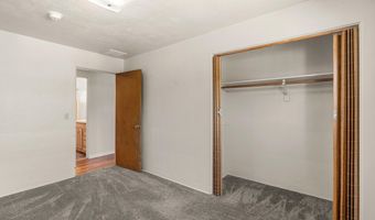 1556 Windsor St, Ashland, OR 97520
