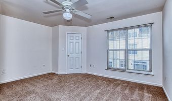 5832 COWLING Ct, Alexandria, VA 22304