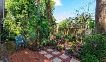 617 RED OAK Cir 121, Altamonte Springs, FL 32701