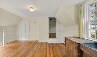92 Cedar St, Belfast, ME 04915