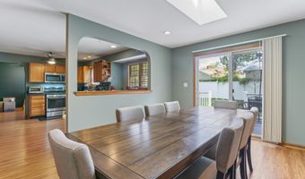 4 Cannonball Dr, Barnegat, NJ 08005