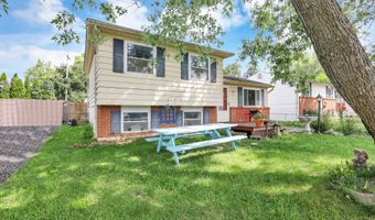 718 Bradwell Dr, Columbus, OH 43207
