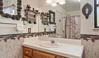 677 Saint Andrews Dr, Arnold, CA 95223
