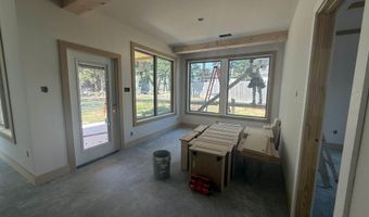 5701 Red Leaf Dr, Benton, AR 72019
