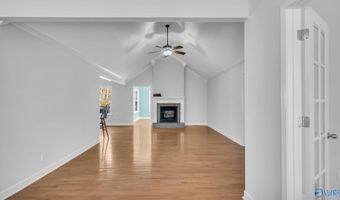 165 Creekside Ln SE, Arab, AL 35016