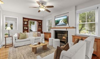 923 ARRAN Rd, Baltimore, MD 21239