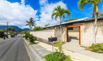 1062 Kamahele St, Kailua, HI 96734