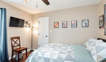 642 Port Dr, Avon, IN 46123