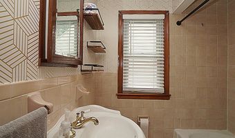 55 Cornell Ave, Amherst, NY 14226