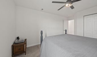 5316 Karst Cir, Ashville, OH 43103