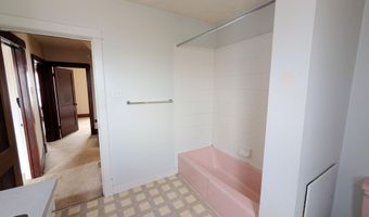 2631 Oak Ave, Altoona, PA 16601