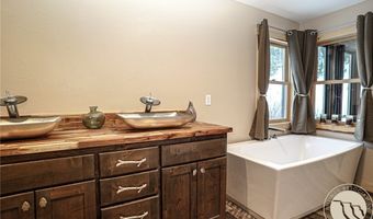 6 N Fork Sage Creek Rd, Bridger, MT 59014