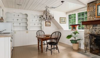 82 Arrowhead Way, Darien, CT 06820