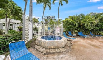 585 Mananai Pl 26U, Honolulu, HI 96818