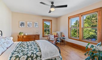 49 Hill St, Barre, VT 05641