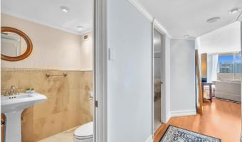 2750 NE 183rd St 1801, Aventura, FL 33160