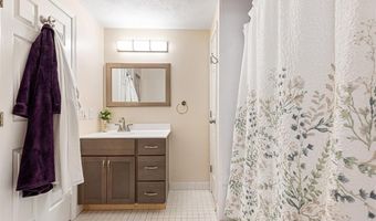 58 Needle Grove Pt A, North Providence, RI 02904