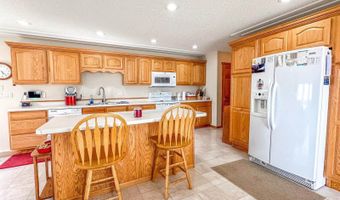 3015 Colorado Dr, Bismarck, ND 58503