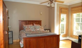 7 Nichols Ln 5, Hopkinton, RI 02832