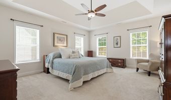 33 S Crossing Way, Bethel, CT 06801