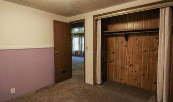 443 Piccadilly Cir, Bismarck, ND 58504