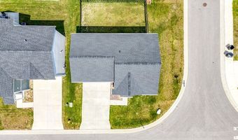 677 Crossings Ln, Akron, OH 44320