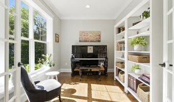 9206 FERNWOOD Rd, Bethesda, MD 20817