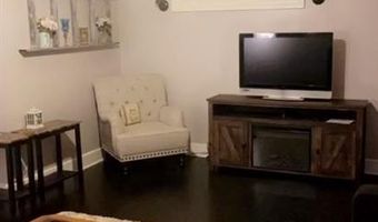 408 W 4th St 1F, Alton, IL 62002