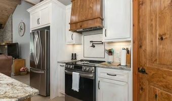 217 Laird Rd, Apple Springs, TX 75926