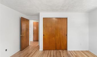 4 Reed Pl, East Greenwich, RI 02818