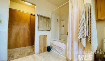 1101 5th St, Asotin, WA 99402