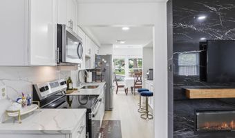 6382 PATIENCE Ct, Alexandria, VA 22315