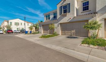 2477 W Market Pl 32, Chandler, AZ 85248
