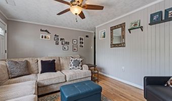 37 North St, Andover, NJ 07801