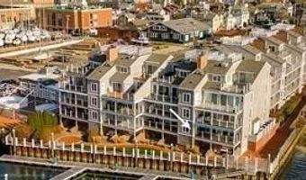 31 Coddinton Wharf 8, Newport, RI 02840
