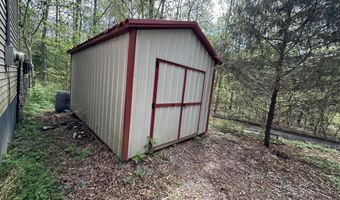 101 Peregrine Rise Dr, Big Sandy, TN 38221