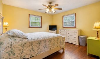 3112 N Bender Ave, Akron, OH 44319