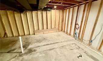 74 Plymouth Rd, East Providence, RI 02914