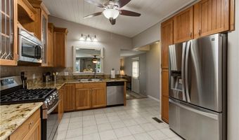 1611 Hillcrest, Fallbrook, CA 92028