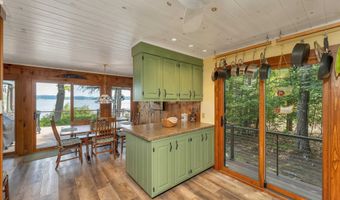 348 Big Barndoor Is, Alton, NH 03810