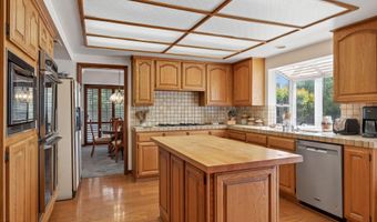 1809 Via Montecito, Camarillo, CA 93012