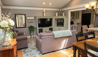 211 Winding Knoll Rd, Altoona, PA 16601