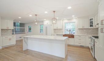 39 RED OAK Trl, Medford, NJ 08055