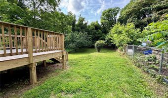 16 Cherry St, Badin, NC 28001