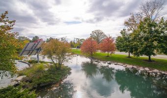 3042 Barclay Way, Ann Arbor, MI 48105