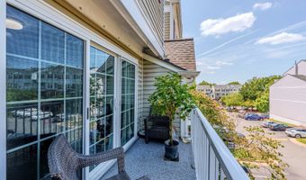 5975 TERRAPIN Pl 301C, Alexandria, VA 22310